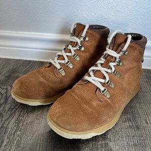 Chaco Fronteir boots